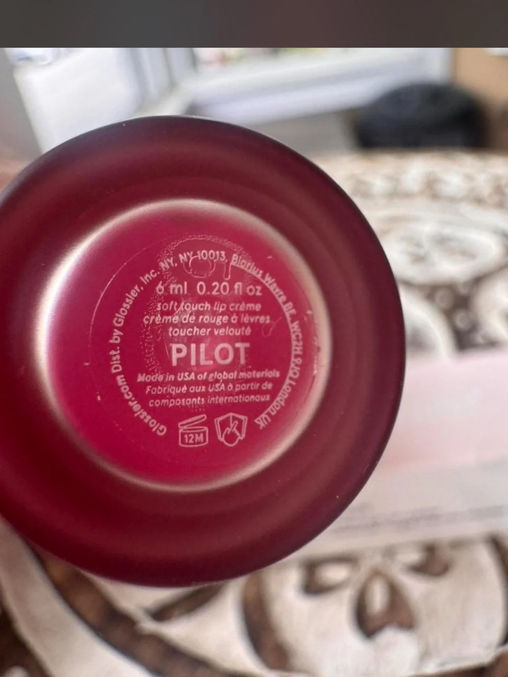 Glossier Ultralip High-Shine Lipstick – Portrait